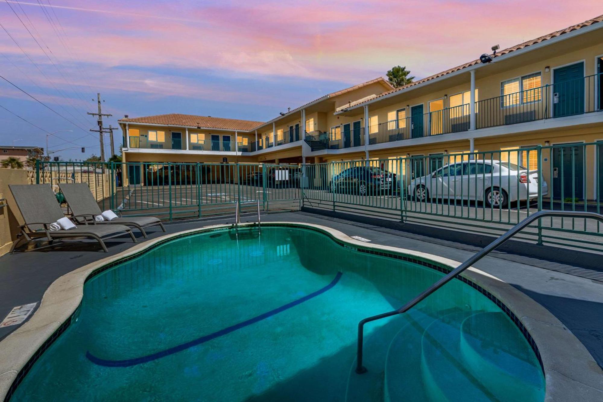 Comfort Inn Boardwalk Santa Cruz Exterior foto